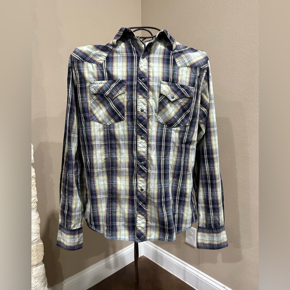 Vintage men’s Wrangler long sleeve pearl snap shirt